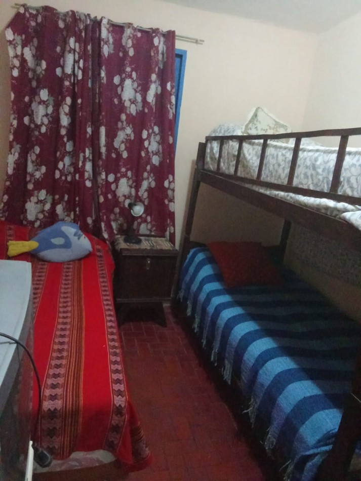 ROLDAN VENTA CASA DOS DORMITORIOS PILETA CERQUITA DE FUNES!!!