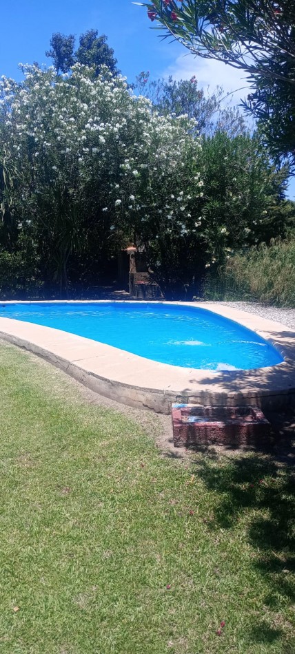 ROLDAN VENTA CASA DOS DORMITORIOS PILETA CERQUITA DE FUNES!!!