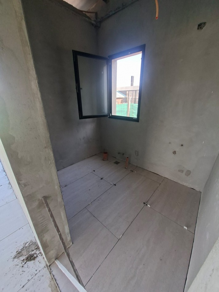 VIDA BARRIO PRIVADO VENTA CASA TRES DORMITORIOS Y ESCRITORIO A ESTRENAR ENTREGA AGOSTO 2026
