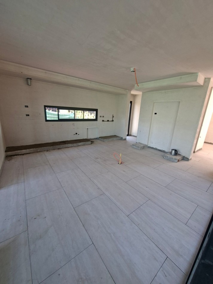 VIDA BARRIO PRIVADO VENTA CASA TRES DORMITORIOS Y ESCRITORIO A ESTRENAR ENTREGA AGOSTO 2026