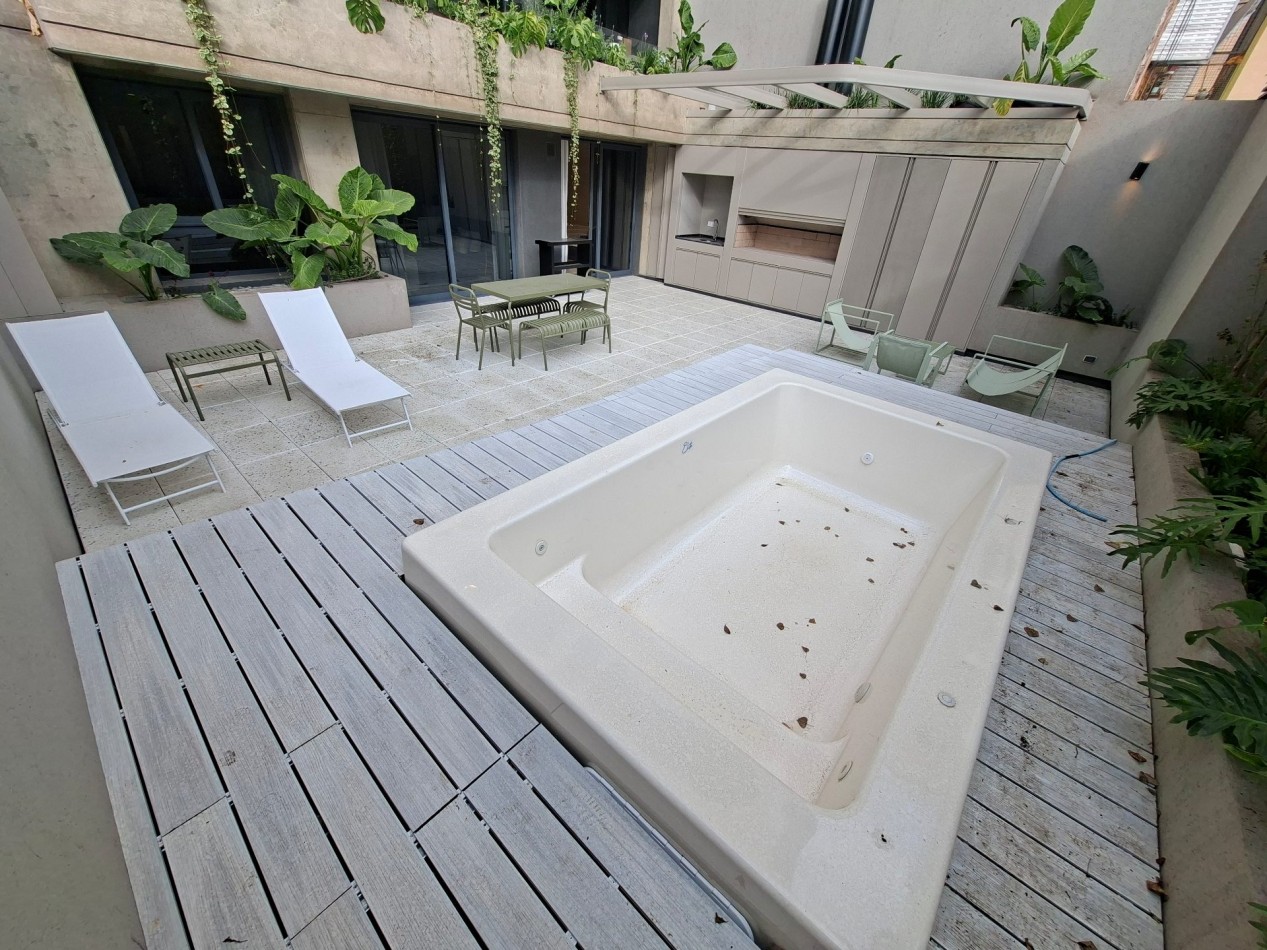 TU CASA EN ZONA CENTRO Venta Departamento Dos Dormitorios Primer Piso Con Patio, Pileta Y Parrillero De Uso Exclusivo Entre Rios y Tucuman 