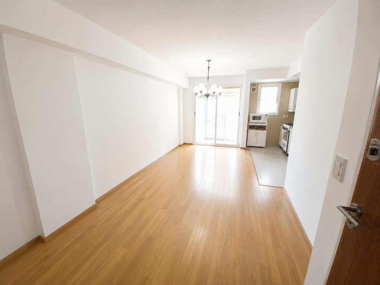 BARRIO MARTIN VENTA DEPARTAMENTO DOS DORMITORIOS/COCHERA  ALEM Y SAN JUAN IMPECABE