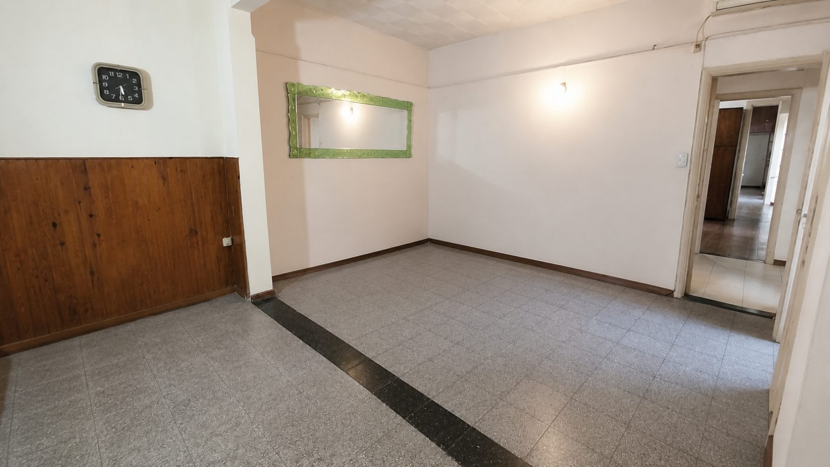 ABASTO/ SEXTA VENTA CASA DOS/TRES DORMITORIOS 1 DE MAYO Y 27 DE FEBRERO