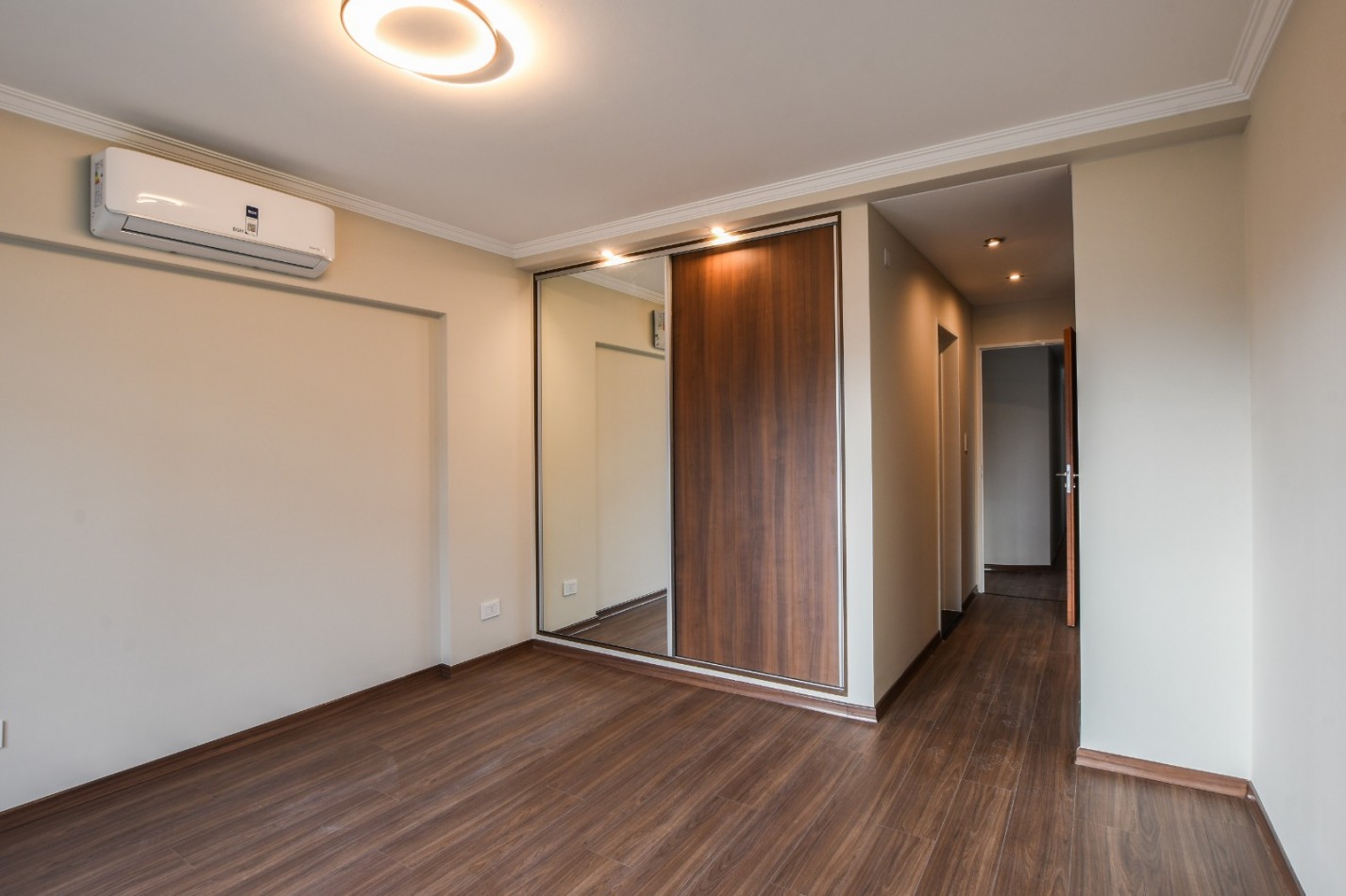 ZONA RIO VENTA DEPARTAMENTO TRES DORMITORIOS MORENO Y CATAMARCA