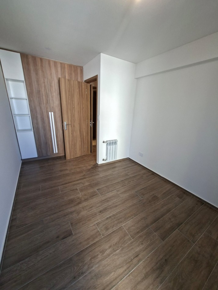 Venta Departamento tres Dormitorios balcon terraza ,pileta, quincho y cochera Entre Rios y Tucuman Julio 2025