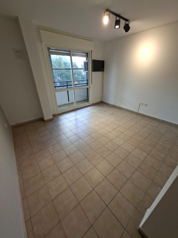 ZONA CENTRO VENTA DEPARTAMENTO TRES DORMITORIOS SAN LORENZO Y ESPAÑA