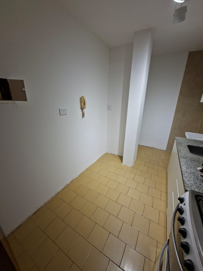ZONA CENTRO VENTA DEPARTAMENTO TRES DORMITORIOS SAN LORENZO Y ESPAÑA