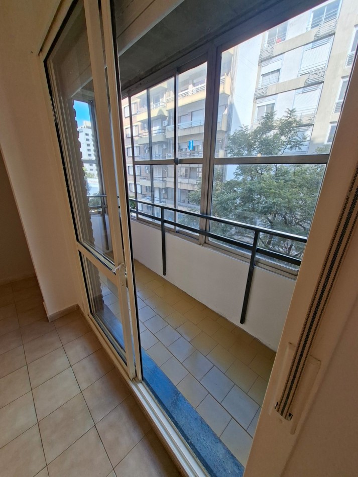 ZONA CENTRO VENTA DEPARTAMENTO TRES DORMITORIOS SAN LORENZO Y ESPAÑA