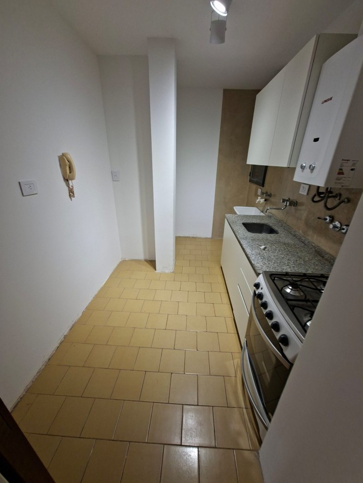 ZONA CENTRO VENTA DEPARTAMENTO TRES DORMITORIOS SAN LORENZO Y ESPAÑA