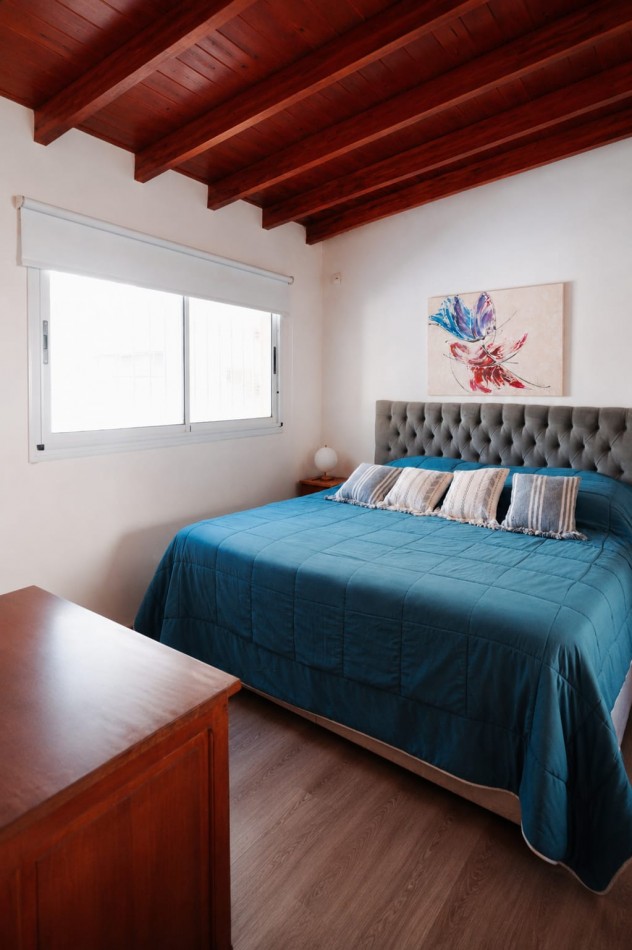 FISHERTON TIERRA NUEVA VENTA CASA DOS DORMITORIOS CON COCHERA IMPECABLE!!!I