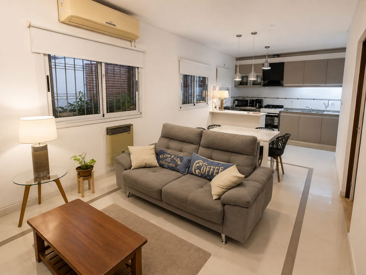 FISHERTON TIERRA NUEVA VENTA CASA DOS DORMITORIOS CON COCHERA IMPECABLE!!!I