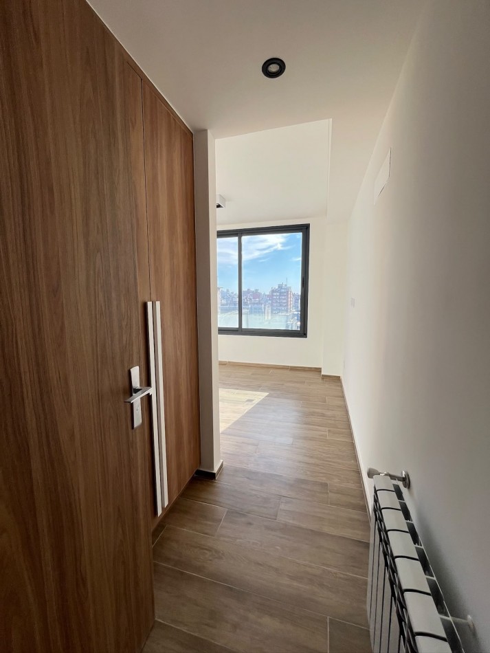 Centro Venta Casa/ Departamento tres Dormitorios balcon terraza ,pileta, quincho y cochera Entre Rios y Tucuman Julio 2025