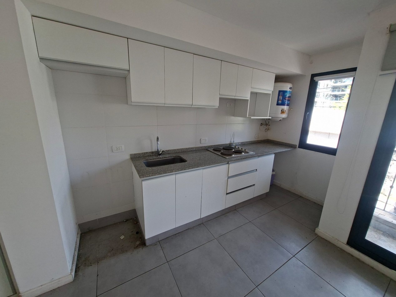 ALTO ROSARIO!! VENTA MONOAMBIENTE EN CALLE CORVALAN AL 500 FRENTE A CONDOS REFINERIA