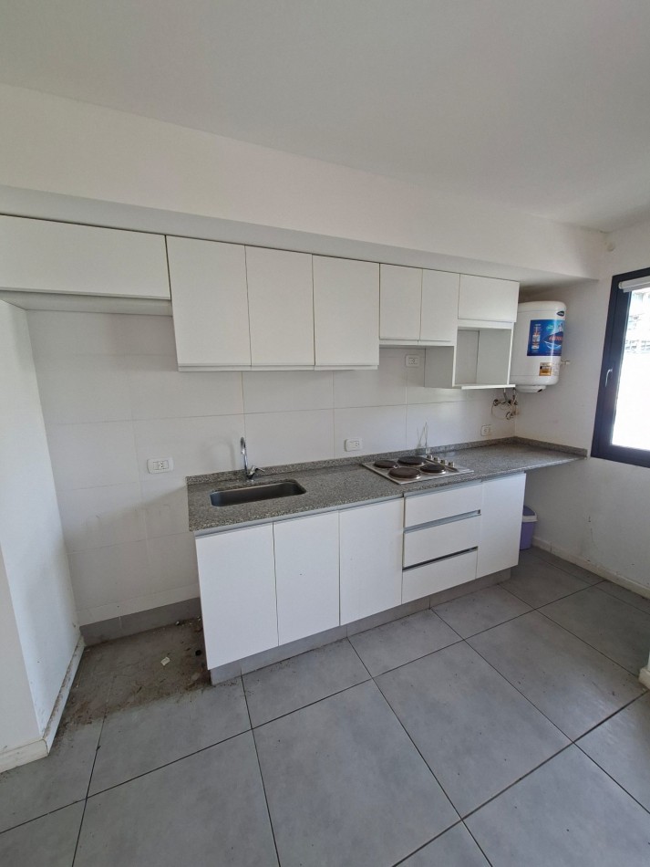 ALTO ROSARIO!! VENTA MONOAMBIENTE EN CALLE CORVALAN AL 500 FRENTE A CONDOS REFINERIA