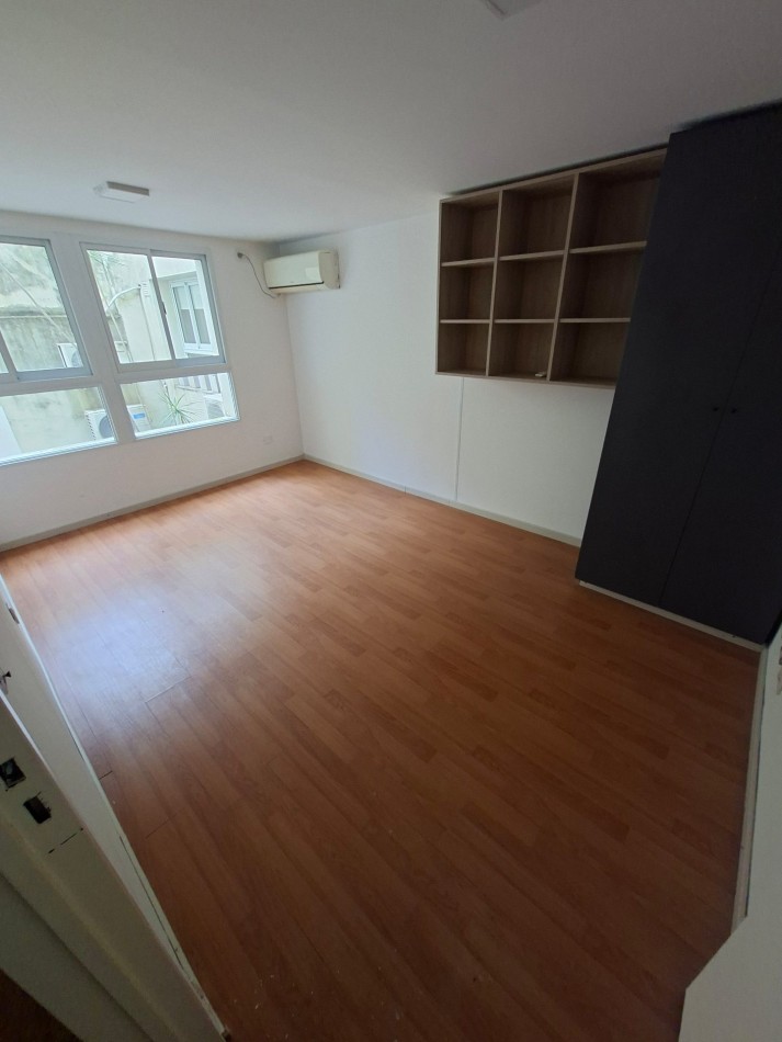 LOURDES VENTA CONSULTORIO/OFICINA SAN LUIS Y OROÑO