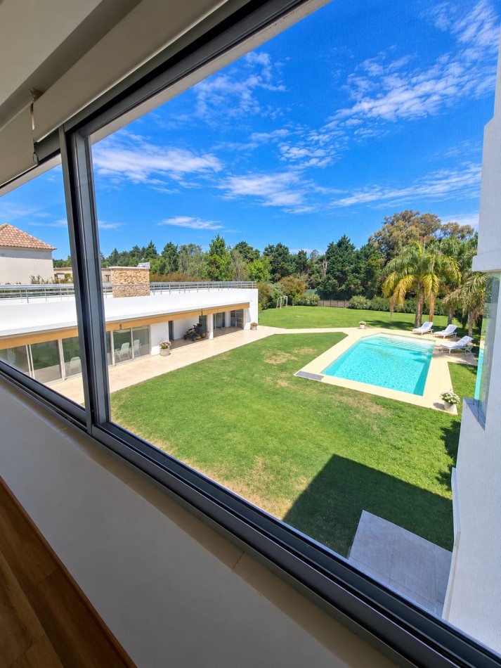 LOS ALAMOS CLUB DE CAMPO VENTA CASA 5 DORMITORIOS