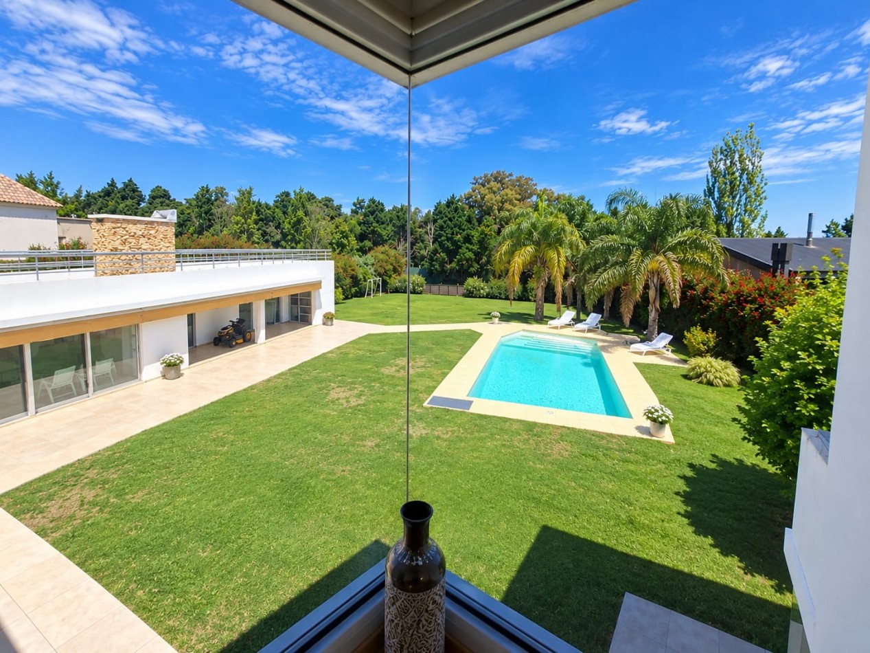 LOS ALAMOS CLUB DE CAMPO VENTA CASA 5 DORMITORIOS