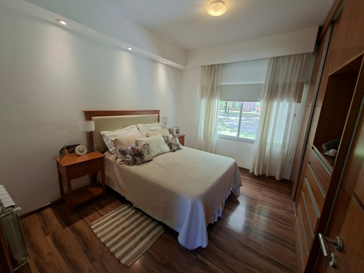 LOS ALAMOS CLUB DE CAMPO VENTA CASA 5 DORMITORIOS