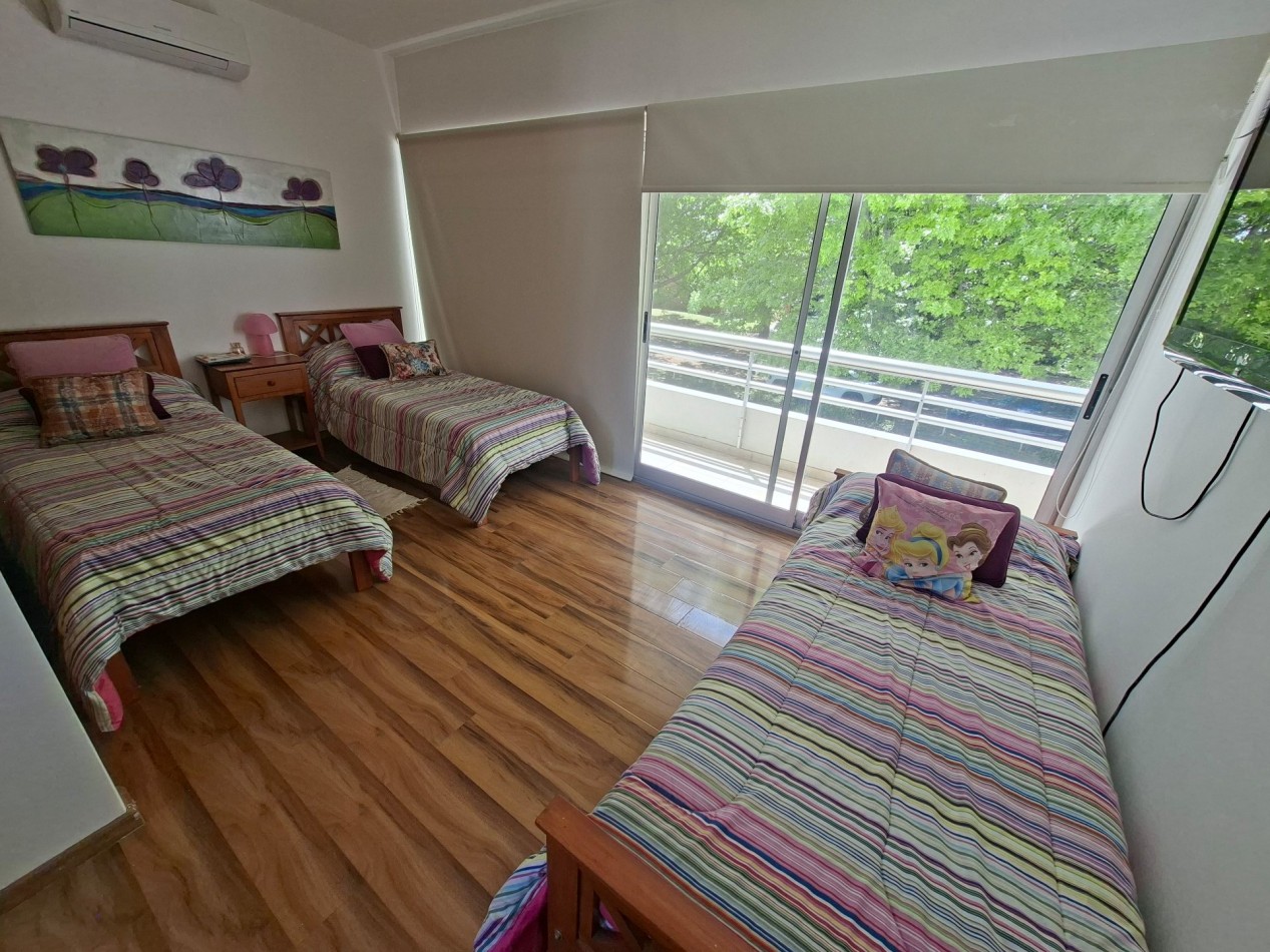 LOS ALAMOS CLUB DE CAMPO VENTA CASA 5 DORMITORIOS