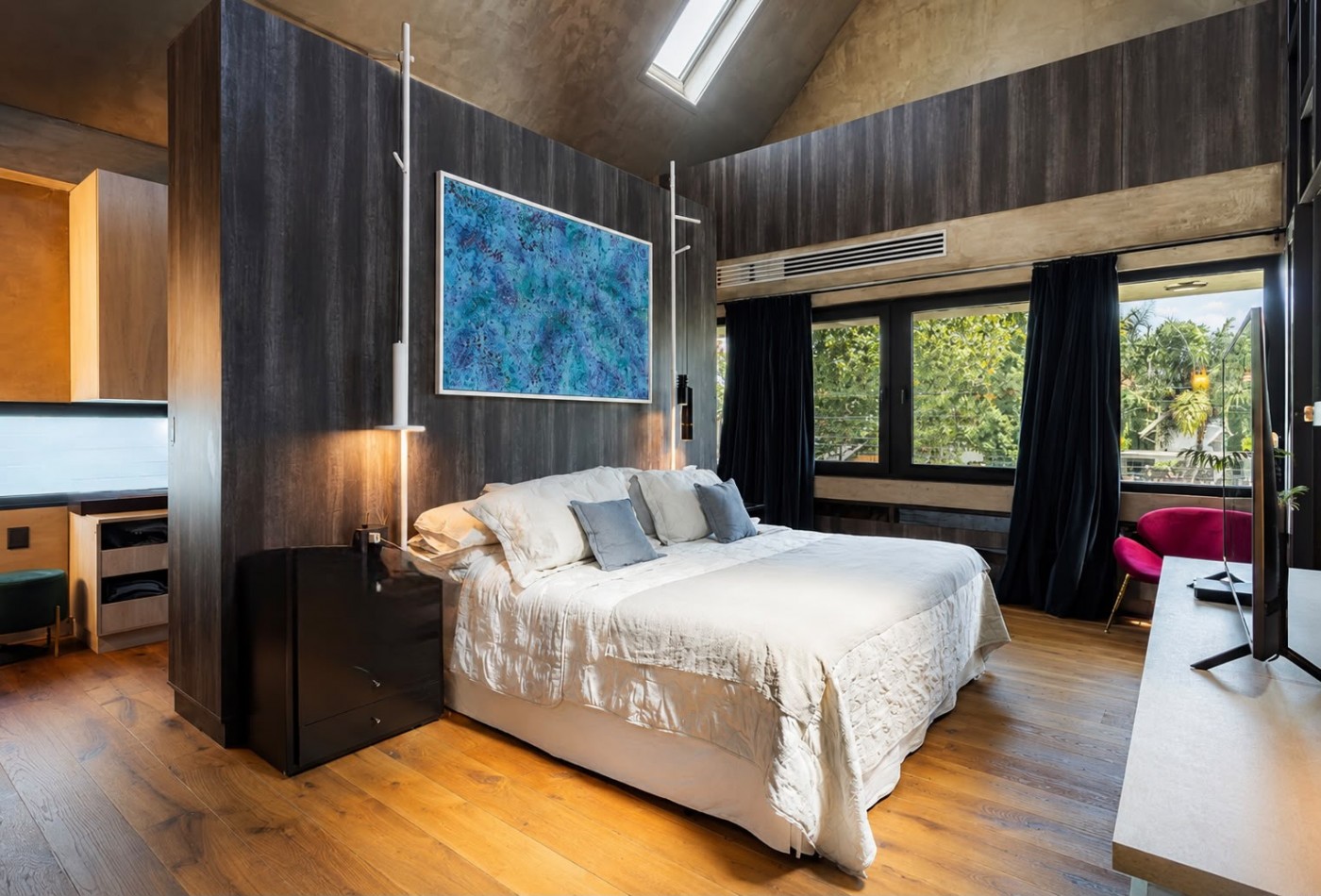 LOMAS DE ZAMORA VENTA CASA 4 DORMITORIOS LUJO Y ARQUITECTURA DE VANGUARDIA