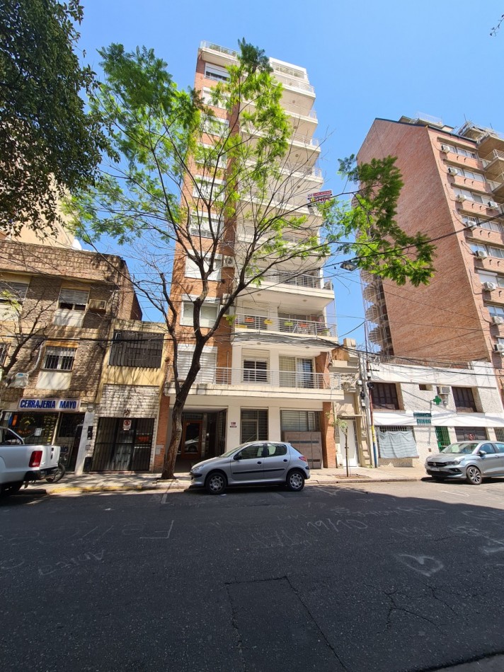 VENTA DEPARTAMENTO DOS DORMITORIOS BALCARCE AL 100 ESTRENAR