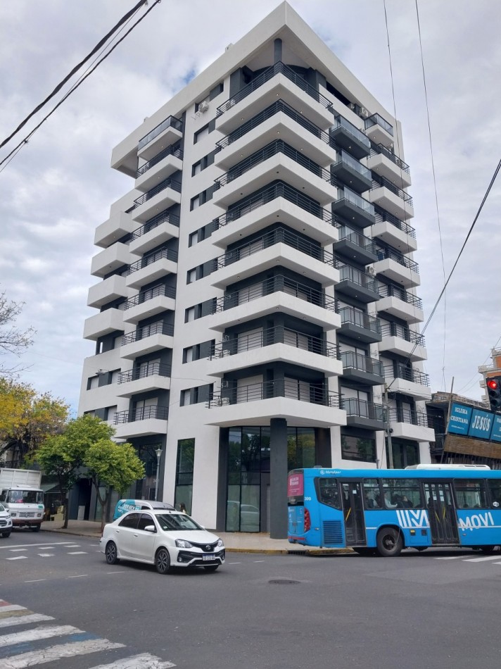 VENTA DEPARTAMENTO UN DORMITORIO  ESTRENAR ESQUINA URQUIZA Y CAFFERATA