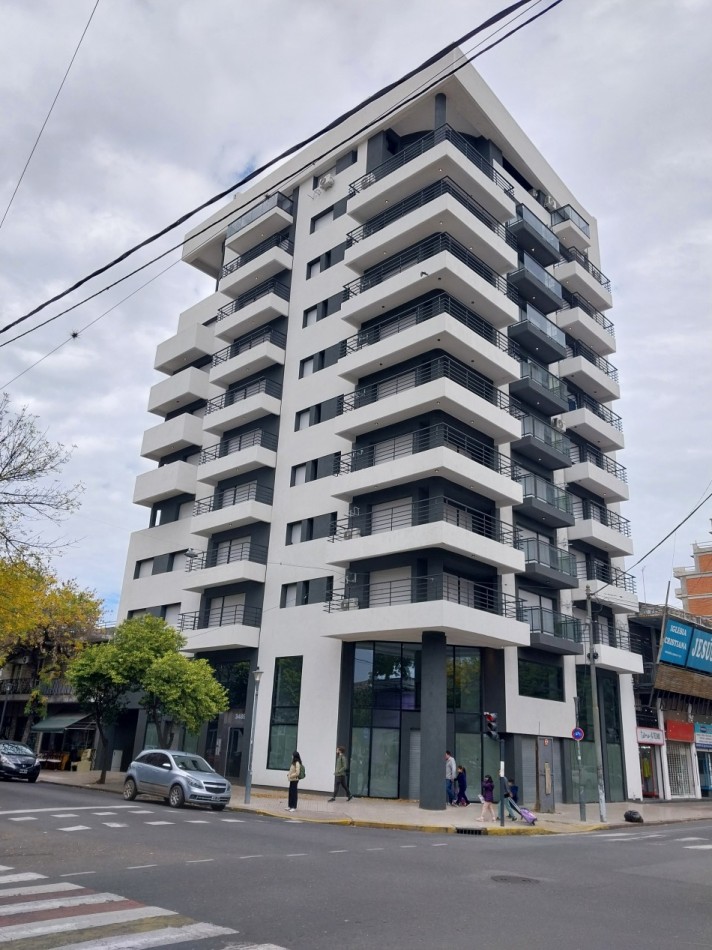 VENTA DEPARTAMENTO UN DORMITORIO  ESTRENAR ESQUINA URQUIZA Y CAFFERATA