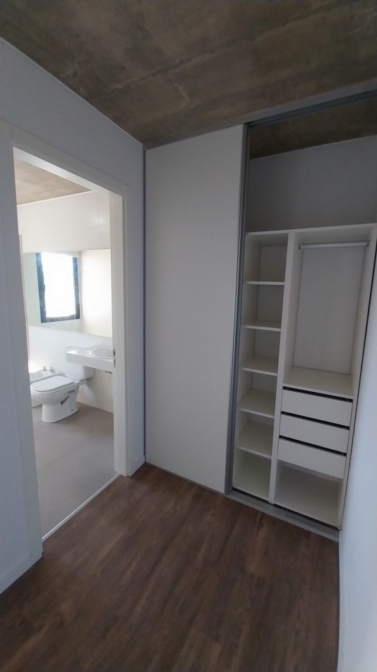 ALQUILER PERMANENTE CASA DOS DORMITORIOS CONDOMINIOS DON MATEO BARRIO PRIVADO FUNES