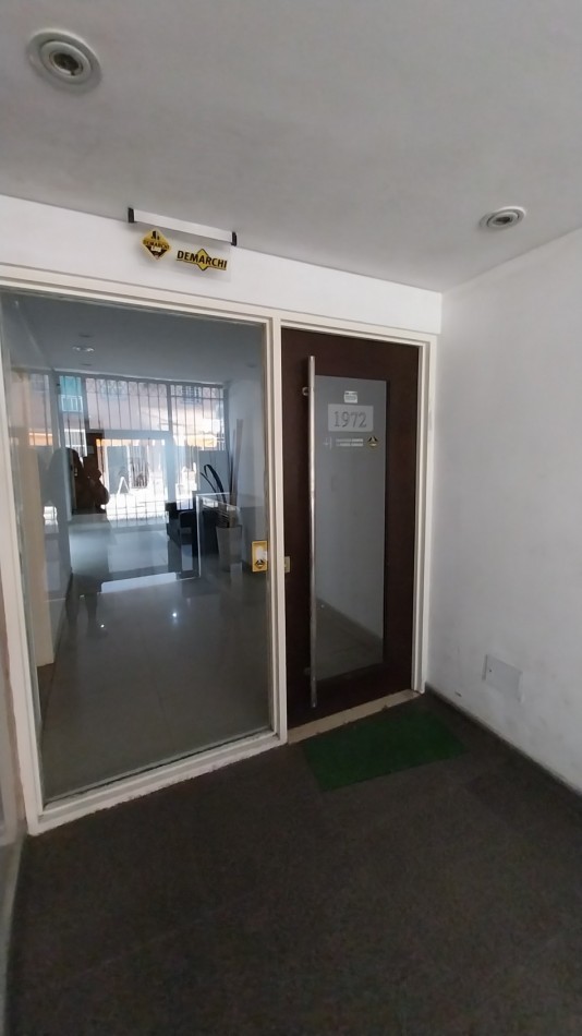ZONA RIO! VENTA PISO EXCLUSIVO TRES DORMITORIOS CON DOS COCHERAS