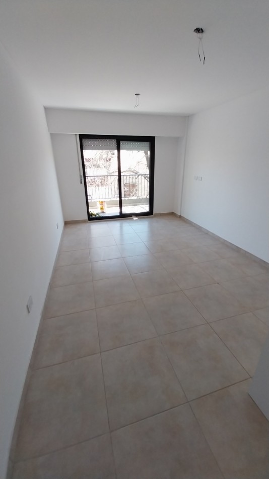 VENTA MONOAMBIENTE URQUIZA E IRIONDO, ESTRENAR