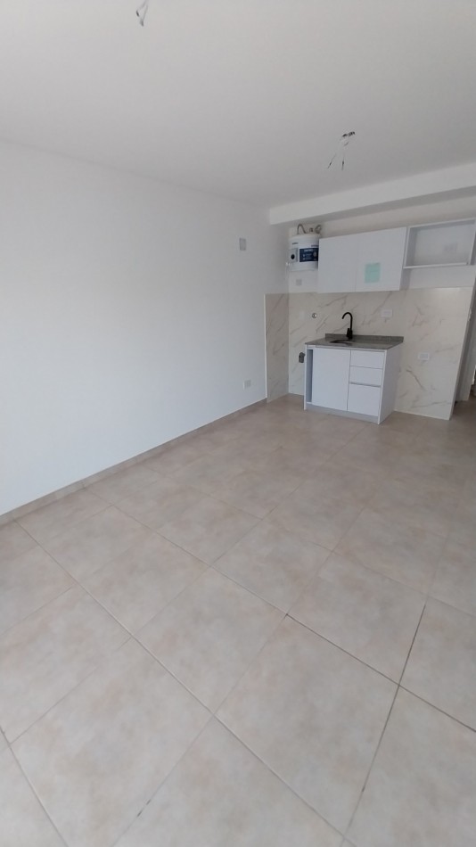 VENTA MONOAMBIENTE URQUIZA E IRIONDO, ESTRENAR