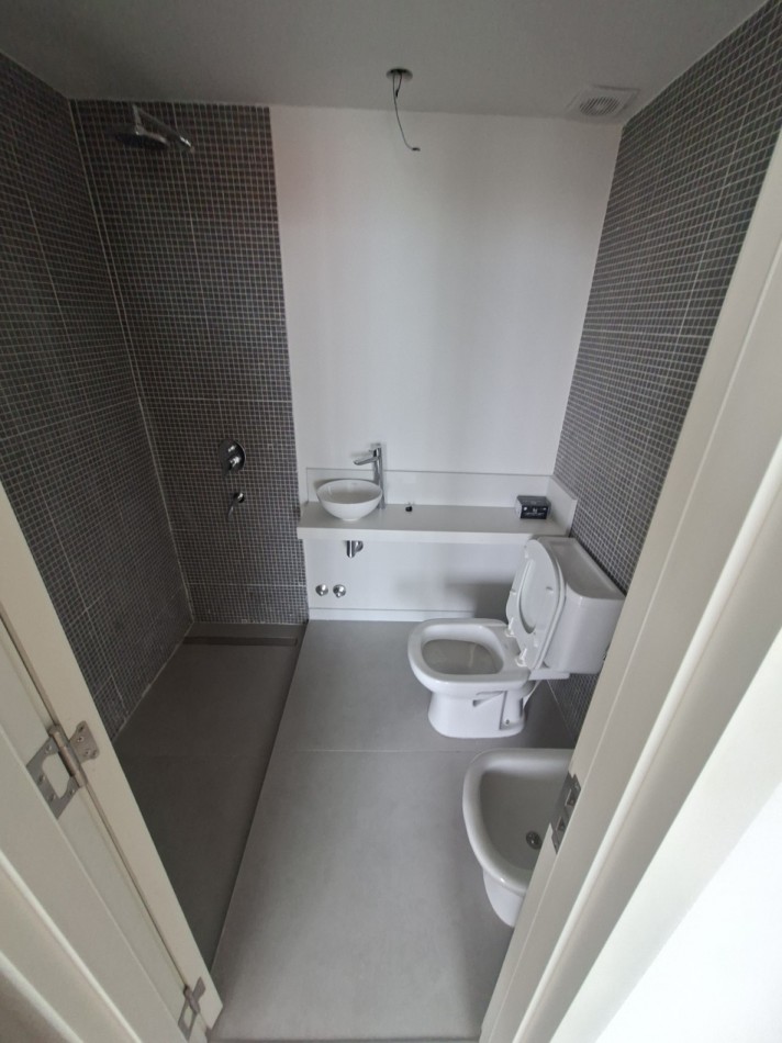  ABASTO VENTA DEPARTAMENTO DOS DORMITORIOS TERRAZA EXCLUSIVA  ITUZAINGO Y ROCA ESTRENAR