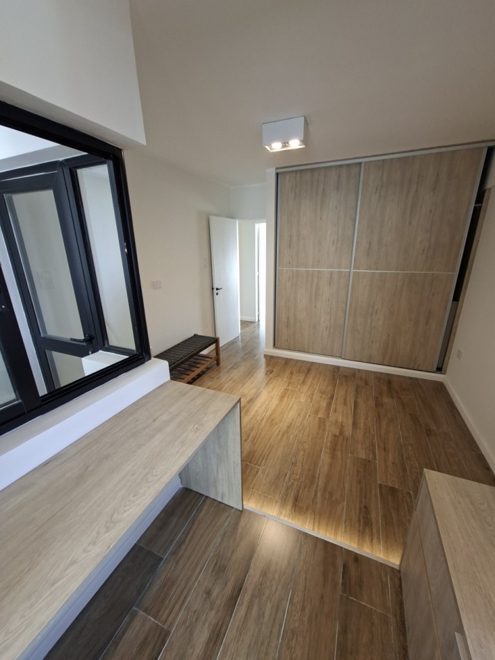 CENTRO VENTA DEPARTAMENTO TRES DORMITORIOS SAN JUAN Y ENTRE RIOS ESTRENAR! VENTILACION CRUZADA