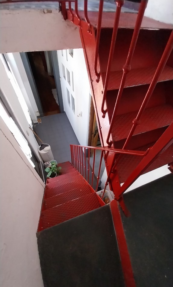 VENTA CASA DE PASILLO 7 DORMITORIOS SARGENTO CABRAL  Y EL RIO IDEAL INSTITUCIONES, CONSULTORIOS, INSTITUTOS....