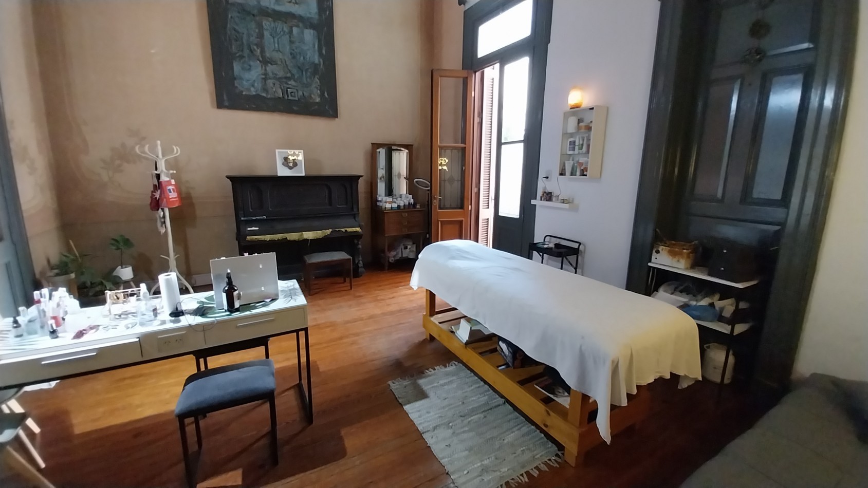 VENTA CASA DE PASILLO 7 DORMITORIOS SARGENTO CABRAL  Y EL RIO IDEAL INSTITUCIONES, CONSULTORIOS, INSTITUTOS....