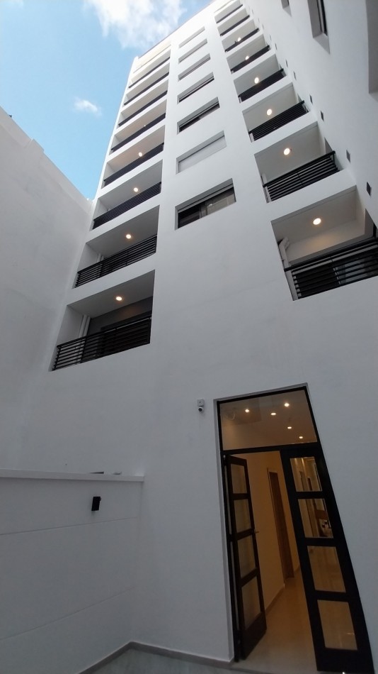 BARRIO MARTIN VENTA DEPARTAMENTO UN DORMITORIO CONTRAFRENTE PISOS 2 Y 5 JUAN MANUEL DE ROSAS Y MENDOZA ESTRENAR