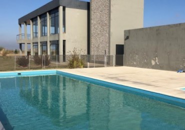 Venta Terreno 1263 M2 Haras De Funes Club De Campo