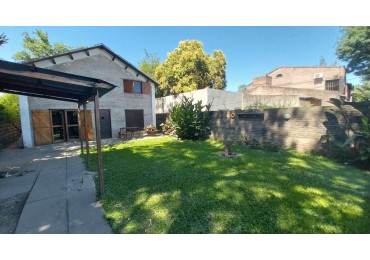 FISHERTON VENTA CASA TRES DORMITORIOS ALIPPI 8800