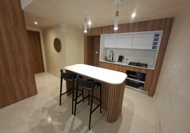 Venta Departamento Dos Dormitorios Primer Piso Con Patio, Pileta Y Parrillero De Uso Exclusivo Entre Rios y Tucuman 