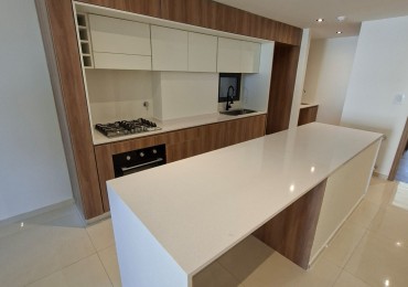 Venta Departamento tres Dormitorios balcon terraza ,pileta, quincho y cochera Entre Rios y Tucuman Julio 2025