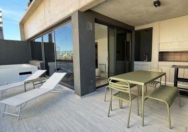 Centro Venta Casa/ Departamento tres Dormitorios balcon terraza ,pileta, quincho y cochera Entre Rios y Tucuman Julio 2025