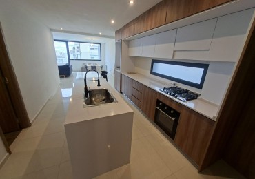 Centro Venta Casa/ Departamento tres Dormitorios balcon terraza ,pileta, quincho y cochera Entre Rios y Tucuman Julio 2025